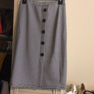 New black and white midi skirt